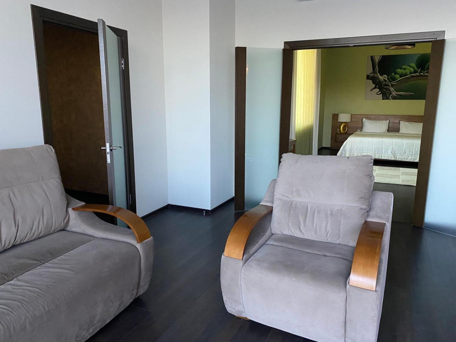 קרופיבניצקי Gosudar Hotel מראה חיצוני תמונה